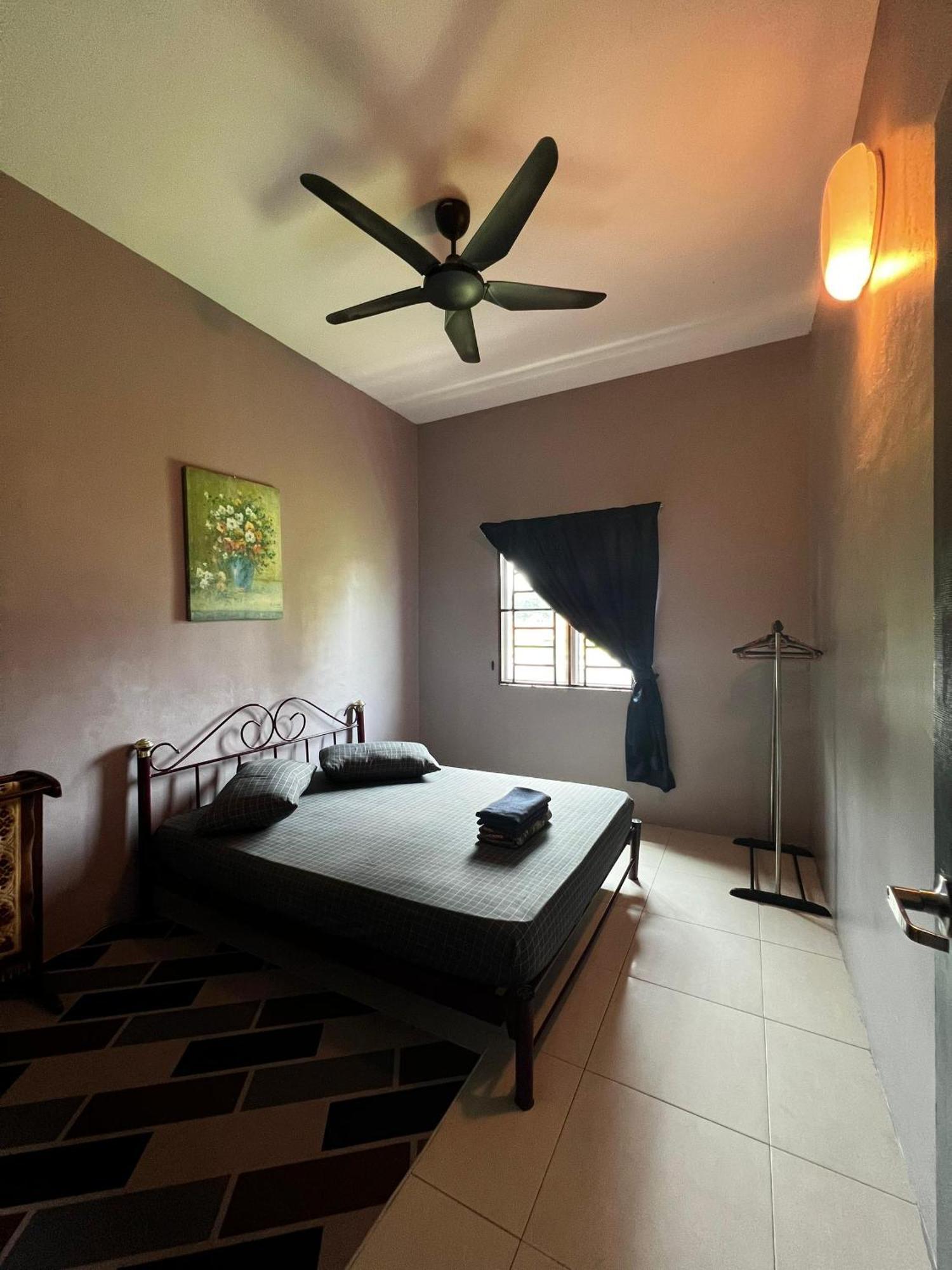 Taiping Homestay Husna Afina Eksteriør billede
