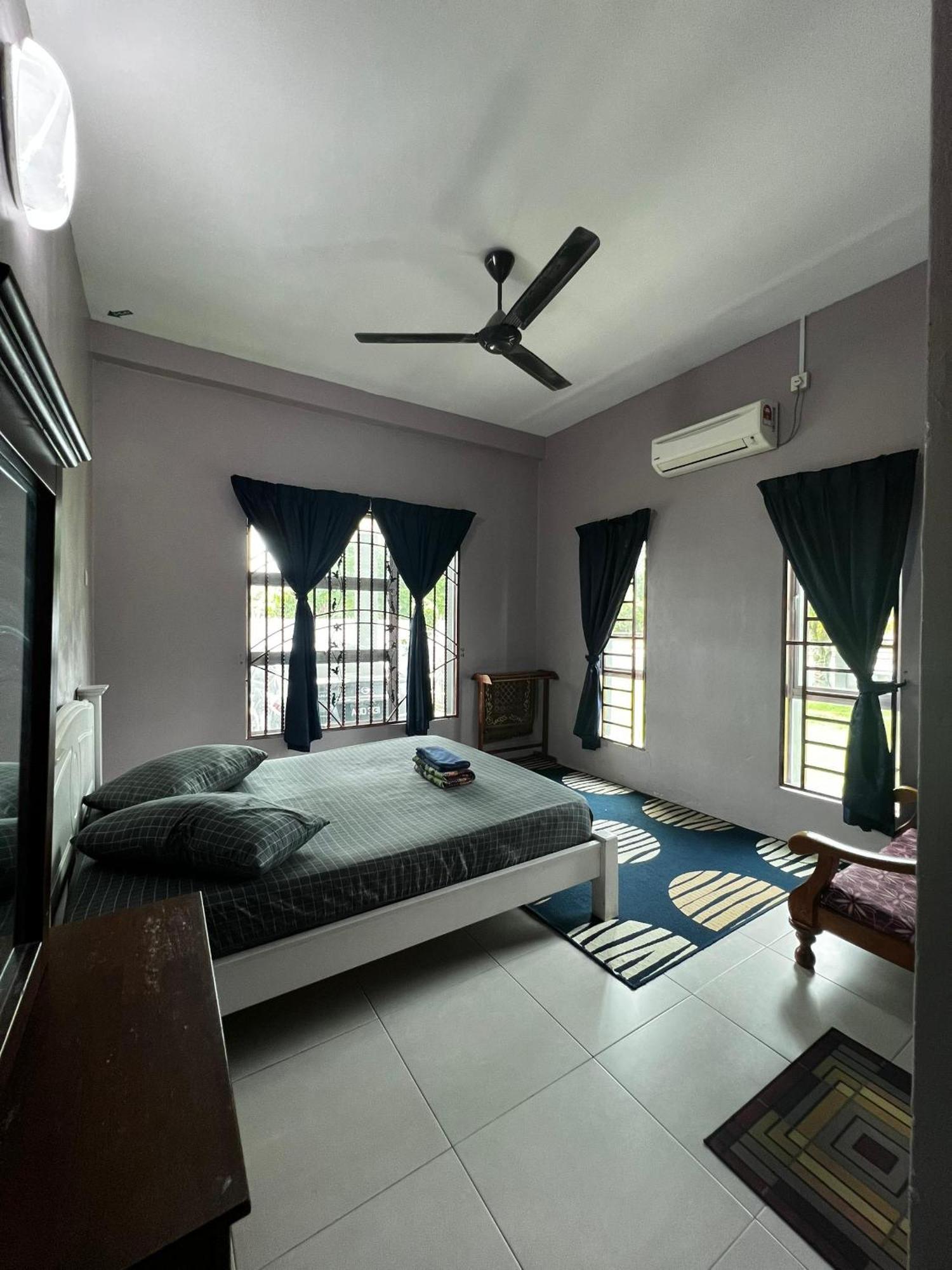 Taiping Homestay Husna Afina Eksteriør billede